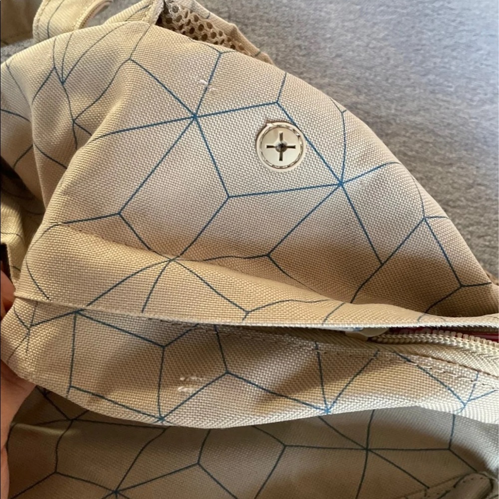 Herschel Supply Co Khaki Heritage Backpack View 3